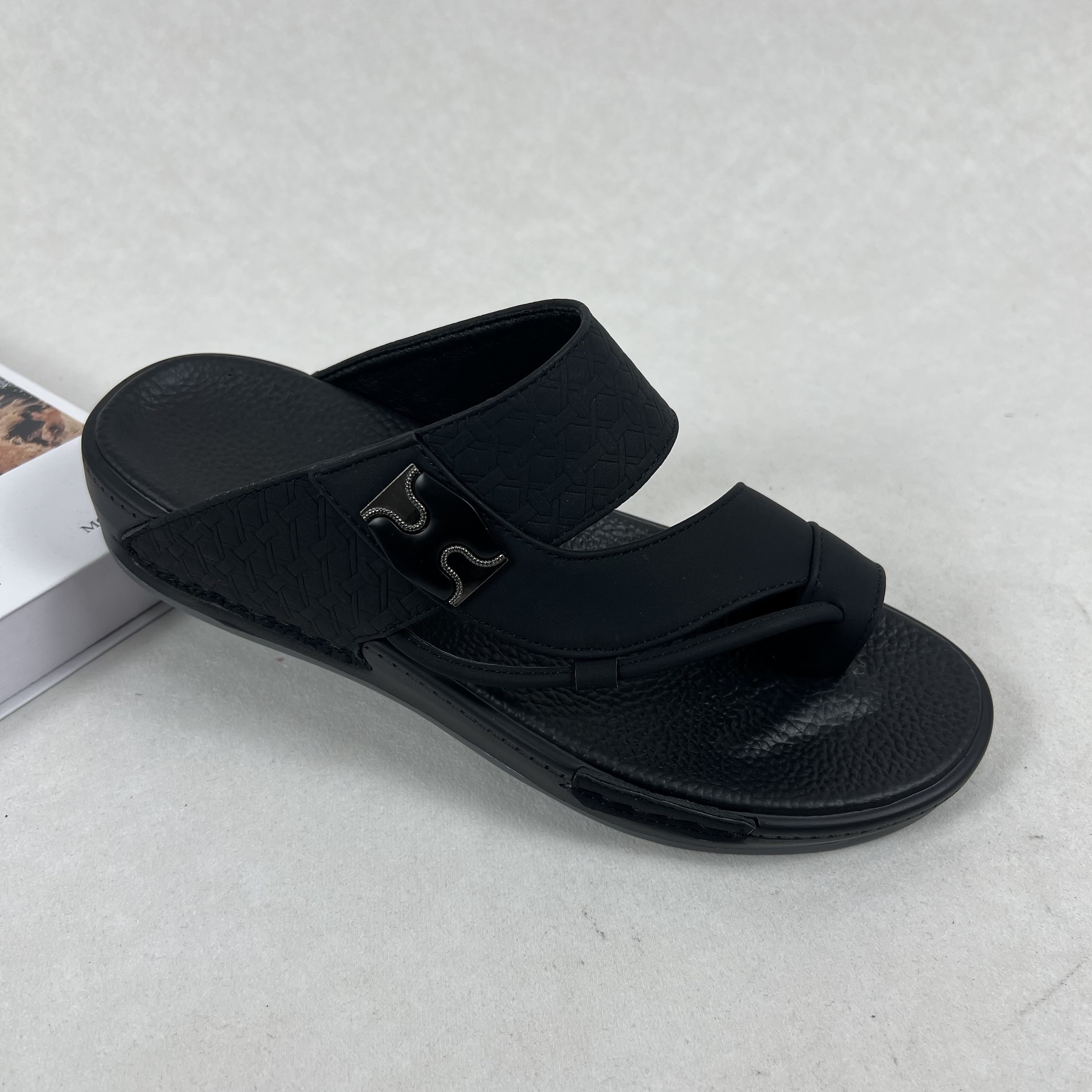 Sandals For Men (thick soft sole, anti slip, quick dry)